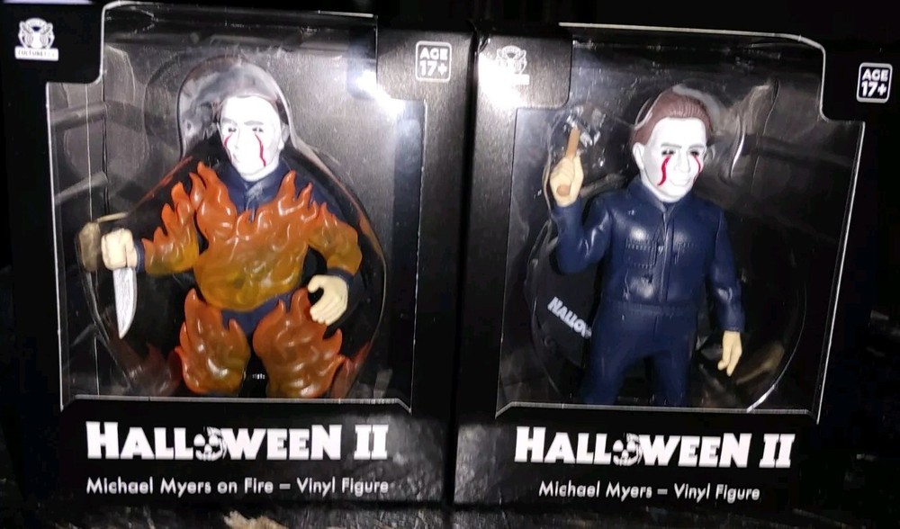 Culture Fly Set Of 2 – Halloween 2 Michael Myers Vinyl Figures Hammer & Knife