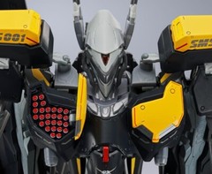 BAS66776: Macross Frontier DX Chogokin VF-25S Armored Messiah Valkyrie Ozma Lee