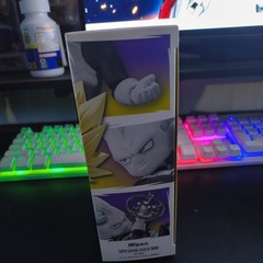 BANDAI S.H.FIGUARTS DRAGON BALL DAIMA SUPER SAIYAN 3 VEGETA (MINI) DAIMA FIGURE