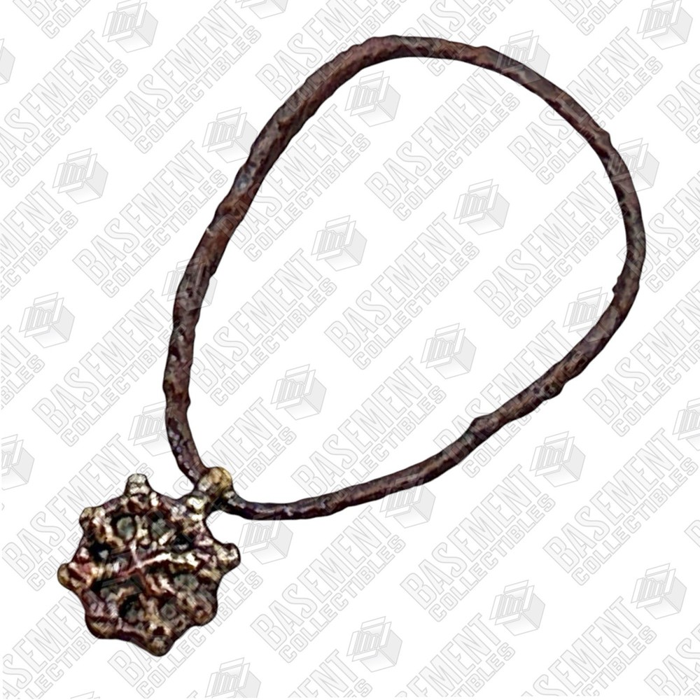 Mezco One:12 Conan the Barbarian: War Paint – Amulet Necklace 1:12 Scale Fodder