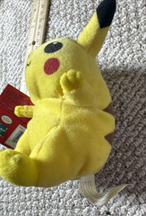 PIKACHU PLUSH – 1998 POKEMON #25- HASBRO NINTENDO – VINTAGE