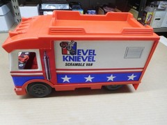 Vintage 1973 Ideal Toys Evel Knievel Scramble Van w/ Accessories LOOK!