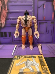 Transformers Generations Legacy Buzzworthy Heroic Maximal Dinobot