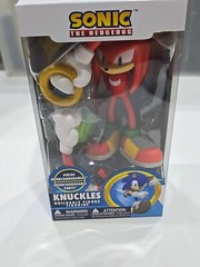 Knuckles Buildable Figure Interchangeable Parts