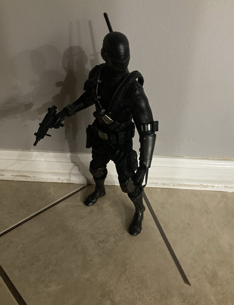 ThreeZero G.I. Joe Snake Eyes 12″ 1/6 Figure Cobra Displayed Loose