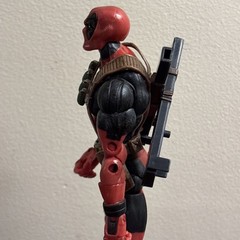 Toybiz Marvel Legends Series VI 6 Deadpool 2003 Action Figure Loose Incomplete