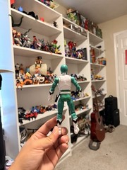 Hasbro Power Rangers Lightning Collection – Lost Galaxy Green Ranger Figure