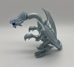 Vintage 1996 Yu-Gi-Oh Blue Eyes White Dragon 5″ Action Figure