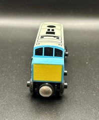 Thomas & Friends Wooden Railway Diesel D199 Tank Engine 1998 Britt Allcroft