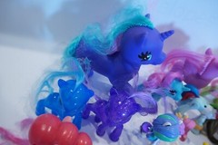 Lot of 30 – My Little Pony MLP – Small to Large Various Figures SHIPS FREE! c15