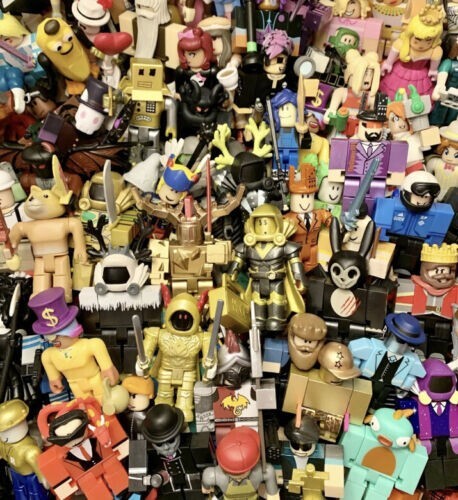 Roblox Toys For Girls and Boys New Action Figures Lot Of 20 With Accessories
