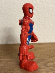 Spider Man Marvel 5” Action Figure Plastic Hasbro 2011 Toy (Pre-Owned)