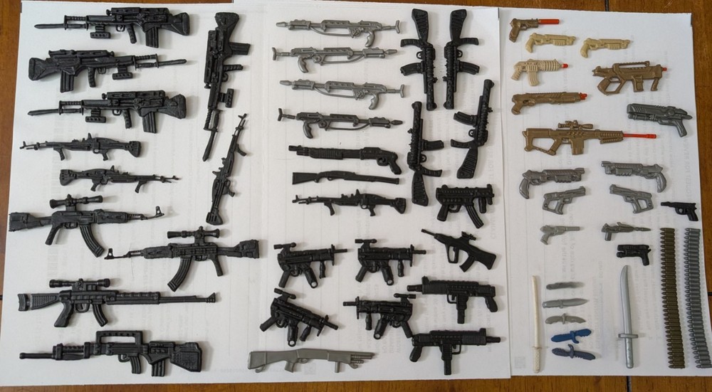 Vintage Mixed Lot GI Joe Army Action Hero Weapons Guns & Knives 50+ Pieces