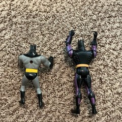 Batman Lot of 2 Plastic Action Figures Set Black/Gray/Purple/Yellow