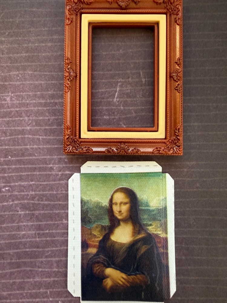 ZURU Mini Brands Masterpieces Famous Paintings Canvas Art w/ Frame – Accessories