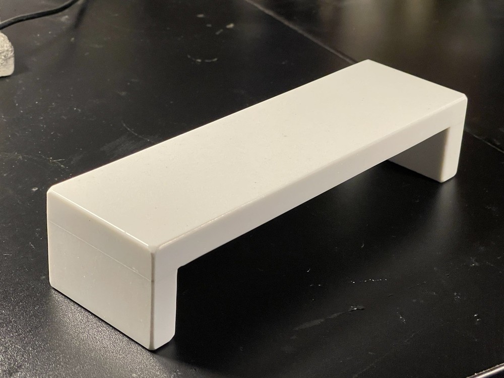 White Marble Professional Fingerboard Flat Bench 8″