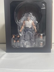 Mezco Toyz One:12 Logan Collectable Figure