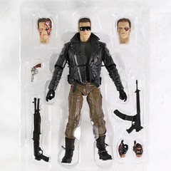 NECA Terminator T-800 Arnold Schwarzenegger Tech Noir / Police Station Assault 7