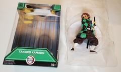 Tanjiro Kamado – Demon Slayer Vinyl Figure in Box, 6″