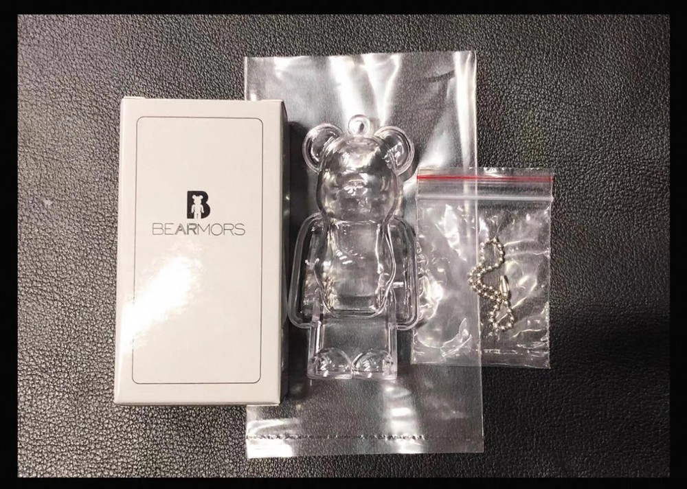 Bearbrick 100% Clear Display Case Protector And Keychain