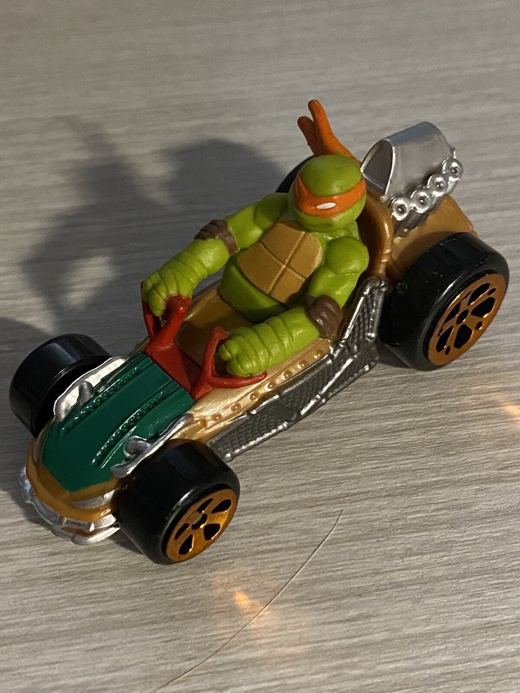 Teenage Mutant Ninja Turtles T Machines Patrol Buggy Car TMNT Mikey ZD5134