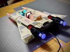 Buck Rogers Thunderfighter Starfighter Model 17in. (BEIGE LARGE ANIMATED LIGHTS)