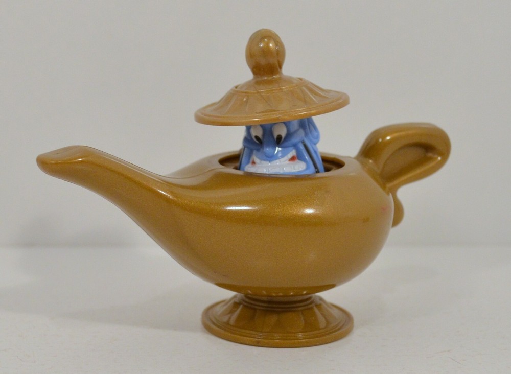 RARE 1993 Genie Magic Lamp 4.75″ McDonald’s EUROPE Action Figure Disney Aladdin