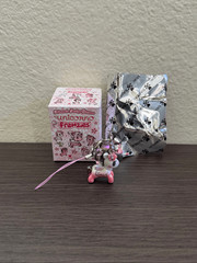 Tokidoki Shimmer Cherry Blossom Unicorno Frenzies Figure Phone Charm – Yoshino