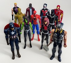 marvel 11 action figures 2010-2019. Hasbro