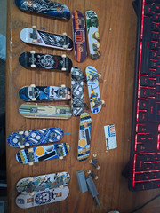 Tech deck lot everything in image