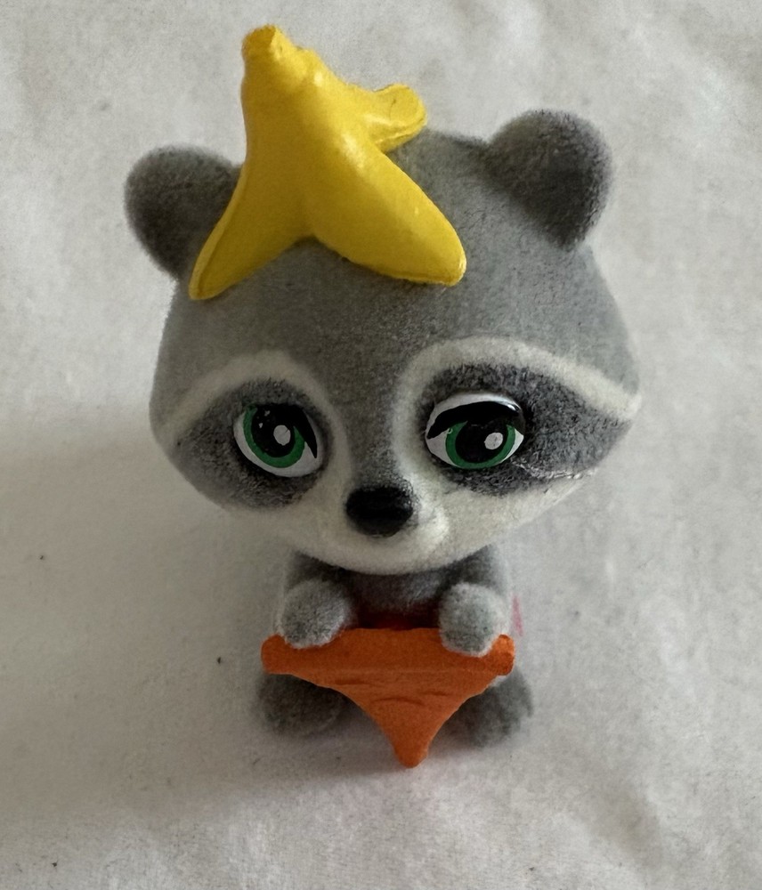 Mattel Barbie Pet Series 10 Raccoon with Banana and Pizza Fuzzy Figure Toy
