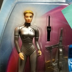 Star Trek Voyager Seven of Nine Silver Target Starfleet Command Playmates MOC 99