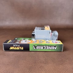 Minecraft Flippin’ Figs 2 in 1 Tamed Wolf + Hostile Wolf Ages 6+ Transforms