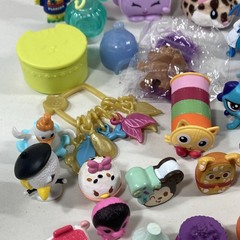 Mixed Lot Of Smalls, Shopkins, Puppy In My Pocket, Littlest Pet Shop, Tokidoki.