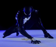 MESS TOYS Symbiote Spider-Man Action Figure Black Suit Collectible Model Gifts