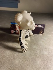 Secret Base Balzac Shocker Skullmerry Vinyl Toy Skull Merry Misfits