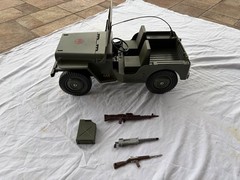 GI Joe Jeep Pre-owned with bonus