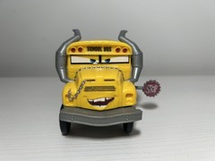 Disney Pixar Cars Miss Fritter 6″ Yellow School Bus Derby Crash Bumper Action