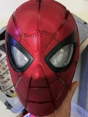 Iron Spider 1:1 Cosplay Electric Touch Blink Helmet ABS Luminous Collection Gift