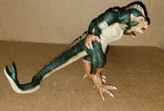 YMIR X-PLUS 8″ PVC FIGURE Ray Harryhausen 20 MILLION MILES TO EARTH 2001