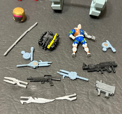 MARVEL TOYBIZ FIGURE PARTS ACCESSORIES AS SHOWN AS IS AS FOUND LOT #2