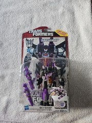 Transformers Skywarp Action Figure Generations Decepticon NEW With Comic Book