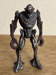 Final Faction Kharn 3.75” Action Figure Hive Class Drone Greenbrier Plastic Toy