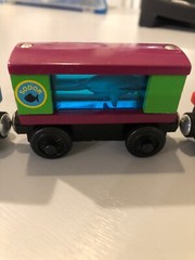 Thomas the train wooden Birthday Thomas Y4501 Rare! Aquarium Car & Sodor Caboose