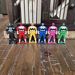 Power Rangers Super Megaforce Lost Galaxy Key Set Full Team w/ Magna Defender