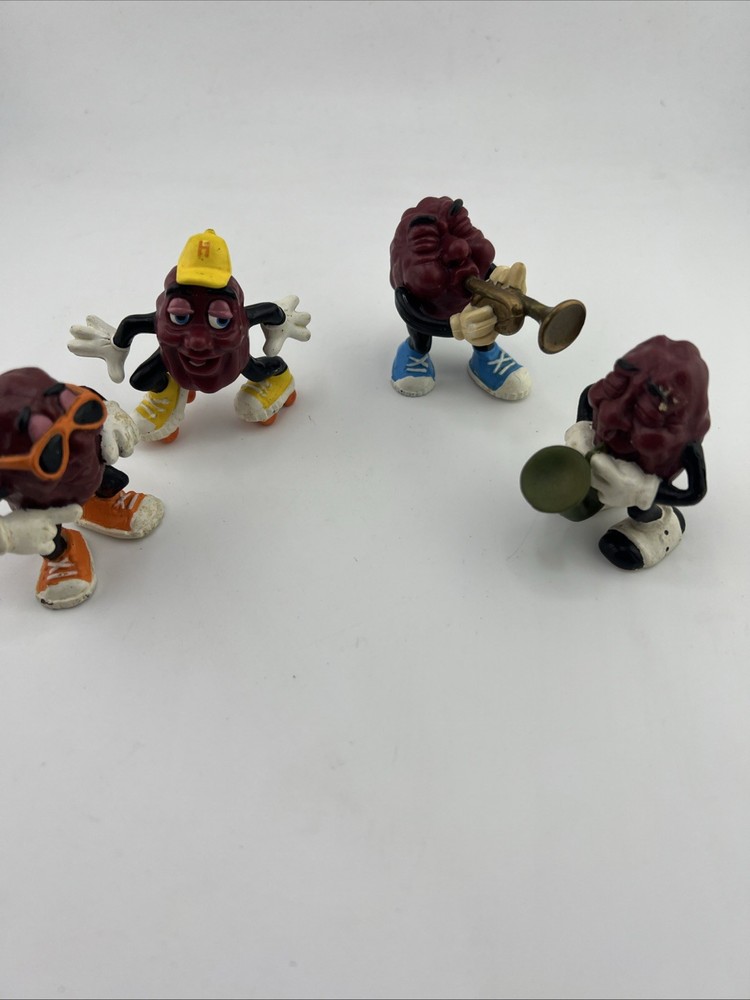 Calrab 1987/1988 California Raisins Figures Toys