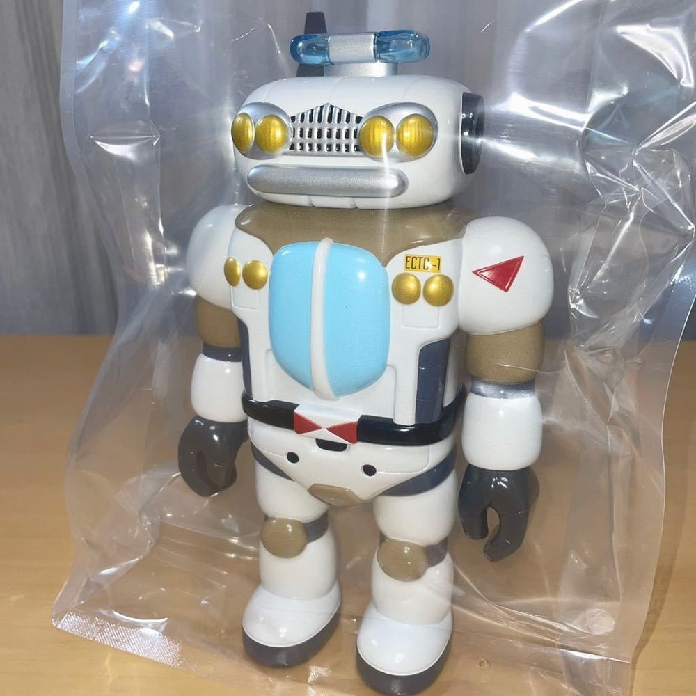 UNBOX INDUSTRIES REAL HEAD ECTO 1 VERSION 1.5 Ghostbusters Sofubi Real Head Toy