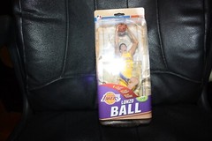 McFarlane NBA Series 32 Los Angeles Lakers Lonzo Ball Yellow Jersey