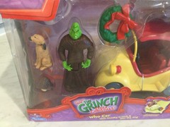 UNIVERSAL STUDIOS/PLAYMATES VINTAGE 2000 PLAYSET “HOW THE GRINCH STOLE CHRISTMAS