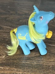MY LITTLE PONY G1 DANCE N PRANCE DJ HASBRO BLUE W/ YELLOW MANE TAIL SPINS